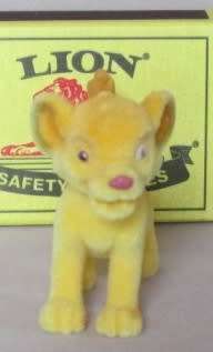 DISNEY MICRO WORLD - THE LION KING - BABY SIMBA FIGURINE