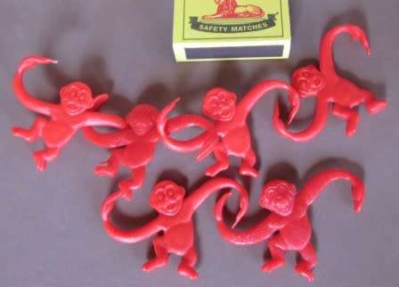 TOY STORY - 6 PLASTIC MONKEY FIGURINES (RARE)