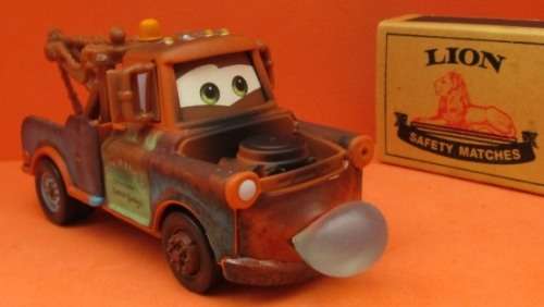 DISNEY/PIXAR - CARS - MATER BLOWING A BUBBLE