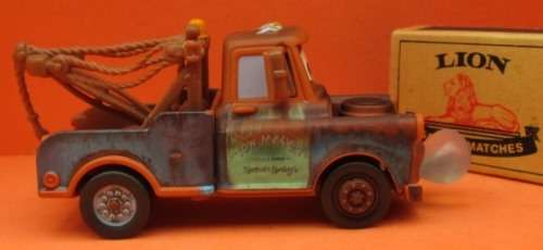 DISNEY/PIXAR - CARS - MATER BLOWING A BUBBLE