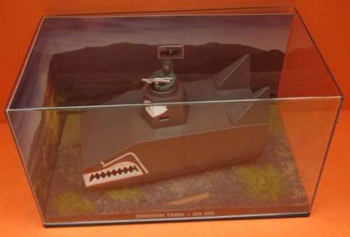 JAMES BOND - DRAGON TANK - DR NO