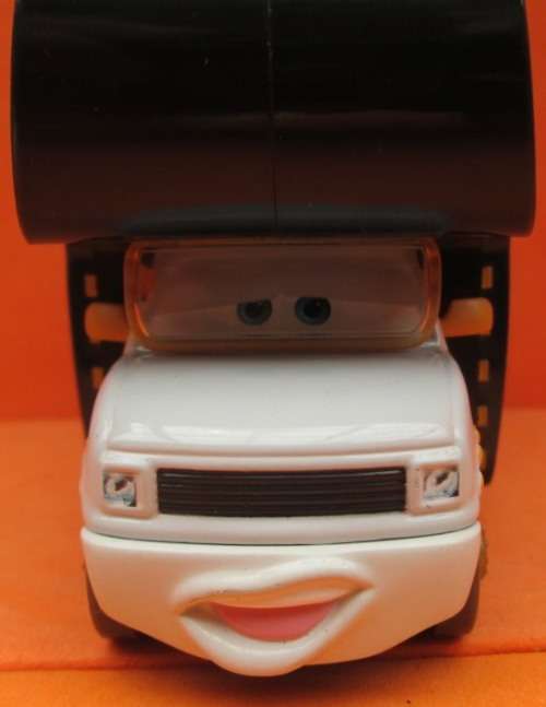 DISNEY / PIXAR - MOVIE CARS - DELUXE - ELVIS RV
