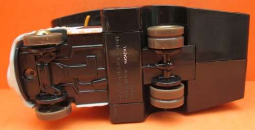 DISNEY / PIXAR - MOVIE CARS - DELUXE - ELVIS RV