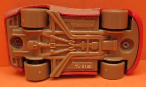 DISNEY / PIXAR - MOVIE CARS - DIRT TRACK McQUEEN