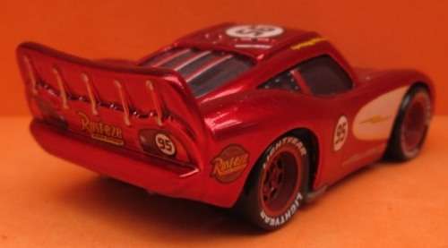DISNEY / PIXAR - MOVIE CARS - RADIATOR SPRINGS McQUEEN