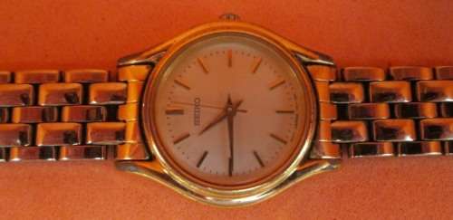 LADIES SEIKO WATCH