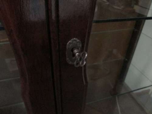 BALL & CLAW DISPLAY CABINET