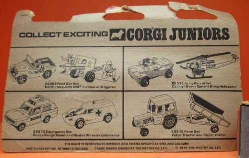 CORGI JUNIORS - FIELD GUN SET - US MILITARY JEEP AND FIELD GUN WITH FIGURES