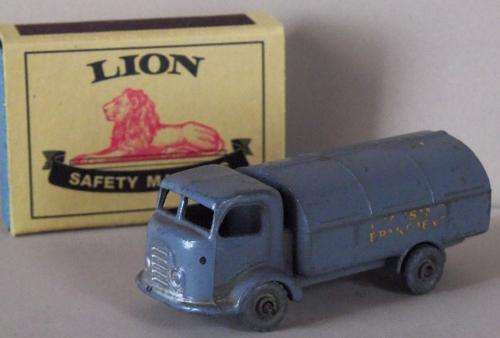 MATCHBOX No 33 KARRIER REFUSE COLLECTION