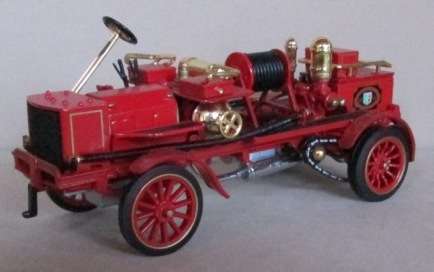 1904 MERRYWEATHER FIRE ENGINE - MATCHBOX MODELS OF YESTERYEAR YFE19-M
