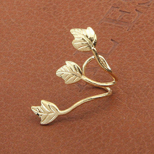 **cRAZY 50 cENt sALe**Ivy leave Ear Cuff**