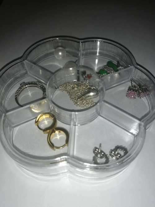 Mix Box of jewellery Items