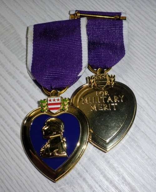 PURPLE HEART MEDAL MERIT ORDER USA gold plated enameled COPY