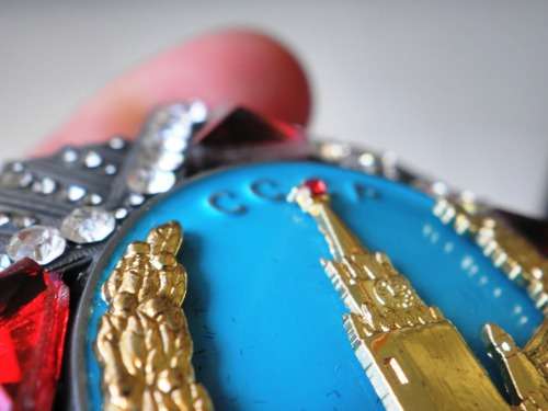 RUSSIA Soviet USSR WWII communist Medal Order of the VICTORY zirkons POBEDA gold plated replica box