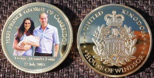 UK PRINCE GEORGE CAMBRIDGE GOLD PLATED COIN QUEEN HOUSE OF WINDSOR ROYAL BABY