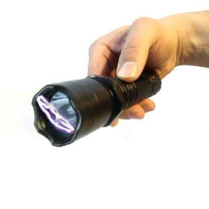 Rechargeable Flash light & Stun Gun