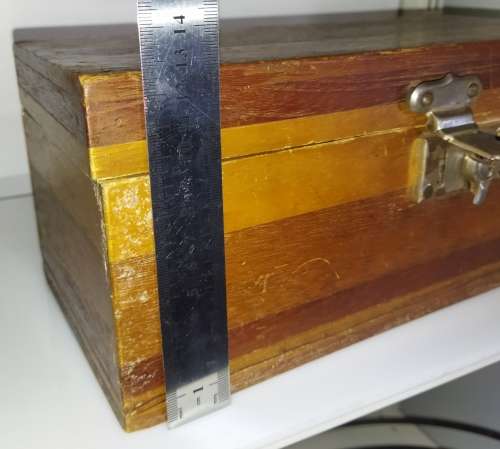 3x Vintage electric Clippers with Wooden box (Not Tested)