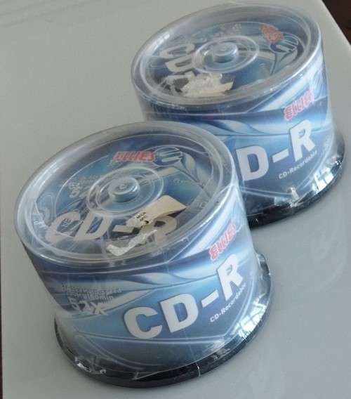 2 x 50 Blank CR-R Ellies 700mb (One bid for 100 discs)
