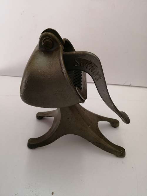 Vintage Swingit juice press - made in Pretoria