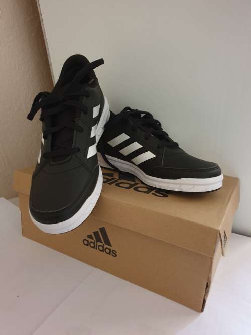 Adidas Alta Sport Ladies Sneakers *Size 3*