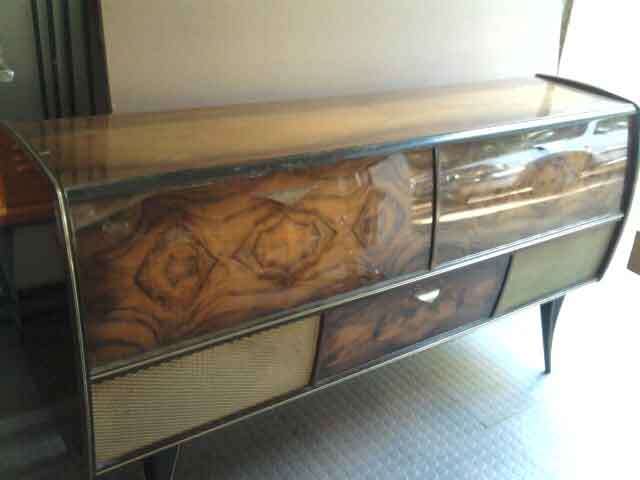 Antique Philips Radio gram in working condition