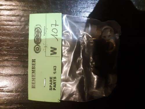 Model car wheels (For 6 cars)