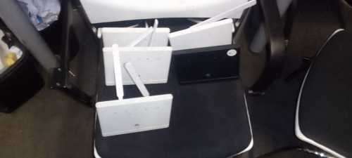 5 X Huawei WIFI Routers, 4G/5G LTE, Chargers tested working, WIFI connection , Business Use,