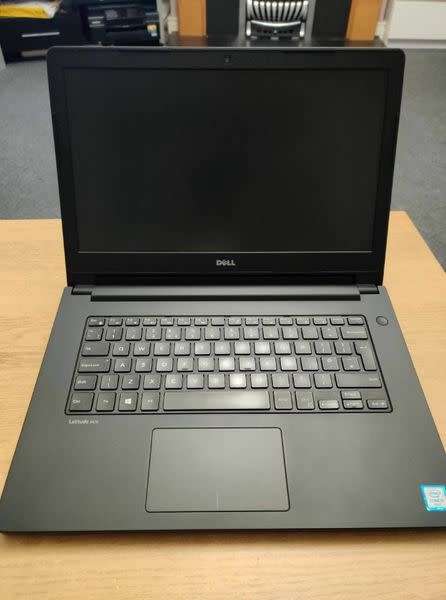 Studio Grade  i3 6th Gen, 8GB Ram, 500GB HDD, WIFI, Bluetooth, Battery 5 Hours, Slim Line Laptop