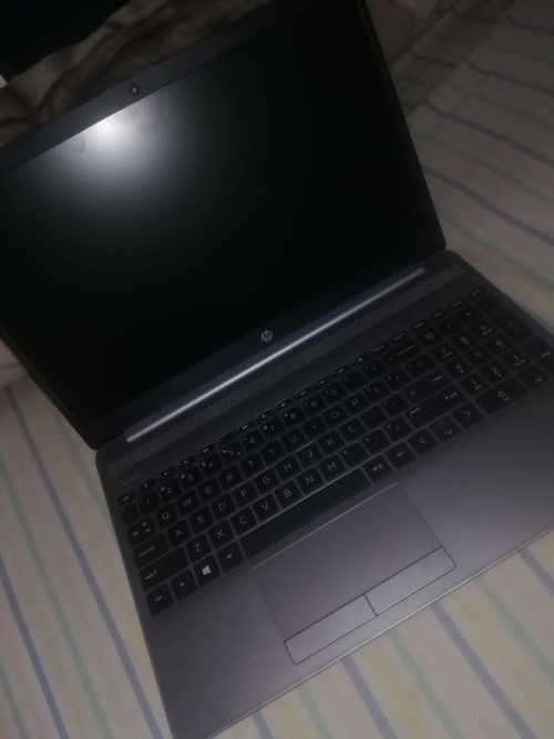 Producer Monster HP 255 G8, AMD Ryzen 3, 12GB, 2GB DDR5 GPU, 250GB Nvem SSD, 500GB, WIFI, Bluetooth