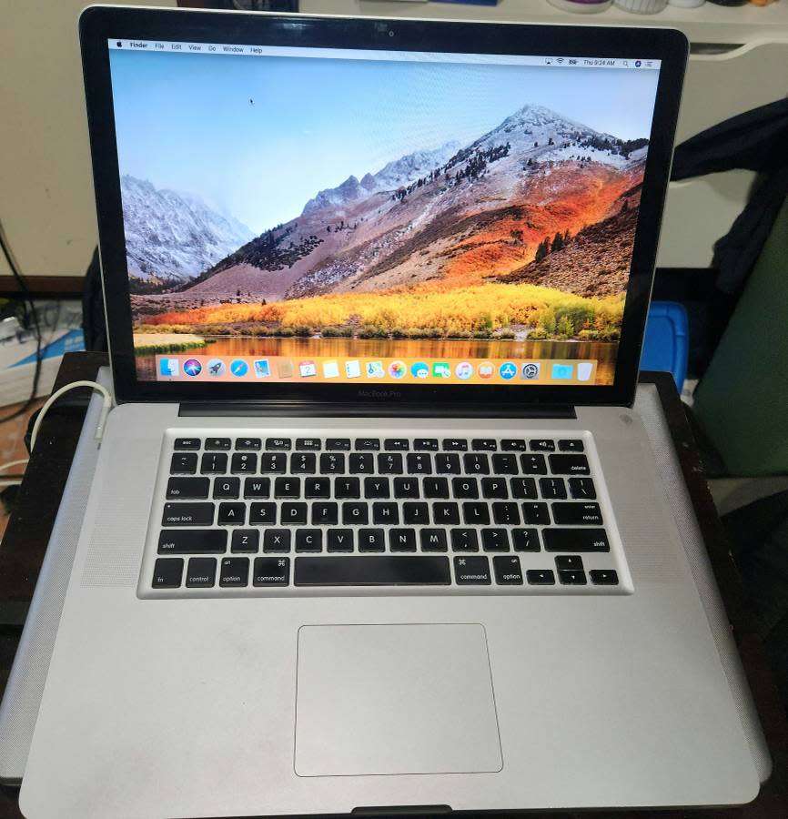 Business Beast MacBook Pro i7, 8GB, 1GB GDDR5 GPU, 500GB SSD, High Sierra OS, Charger, Battery