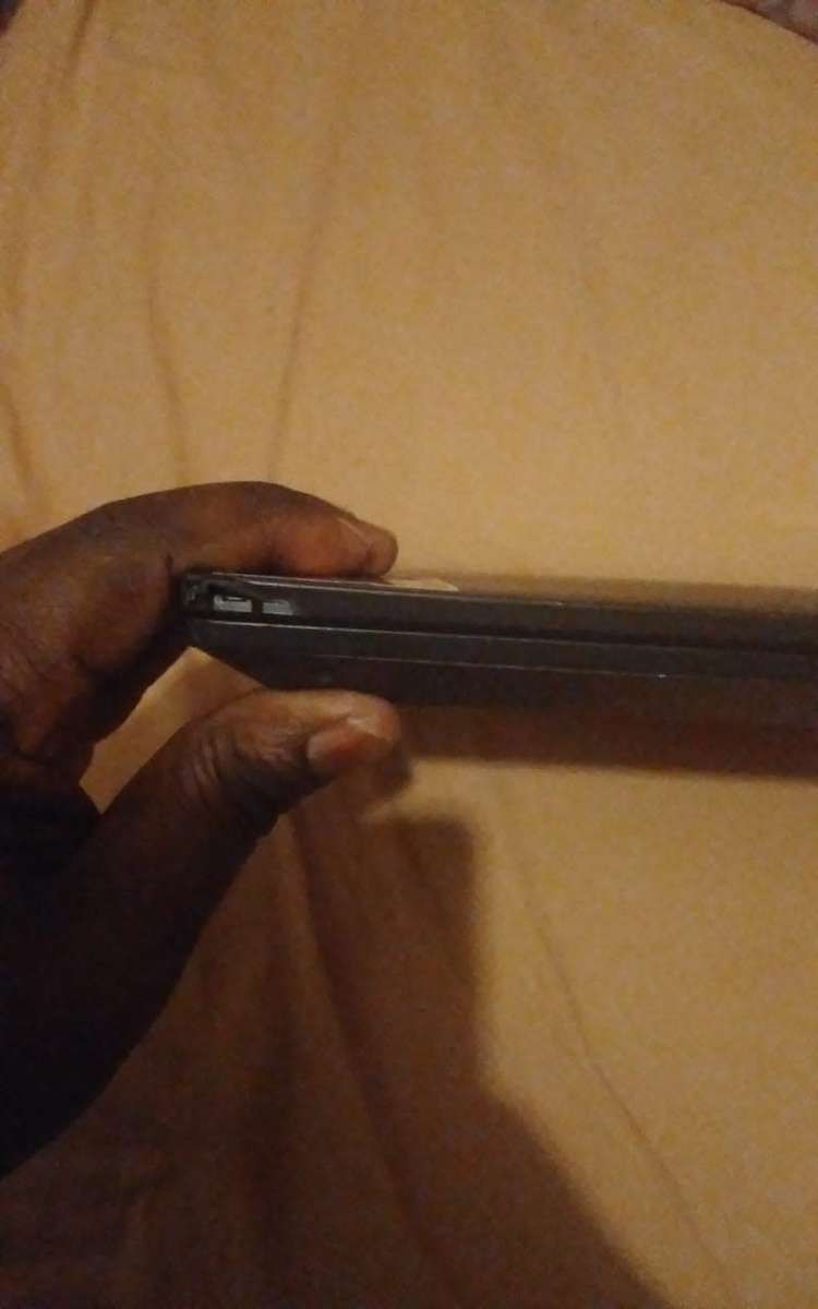 Back to School Lenovo S145, Intel Celeron 10th, 8GB, 1TB, Bluetooth, WIFI, 6 Hours Battery, Charger