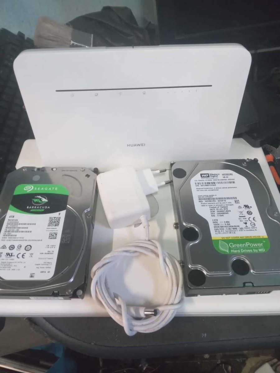 4TBx2, 2TB, Huawei Router 4G, One bid for all, One lot for everything, 100% Working, Excellent Clean