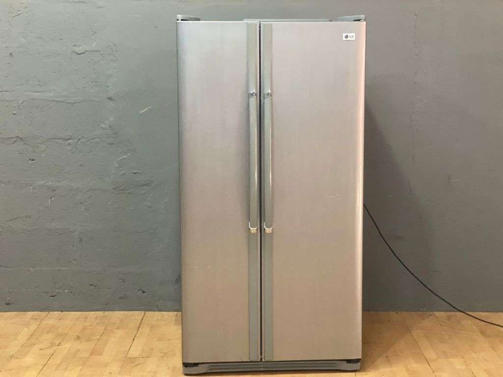 LG Silver Double Door Fridge, Moist Balance Crisper, Bioshield, Air Ventilation, Door Open Alarm