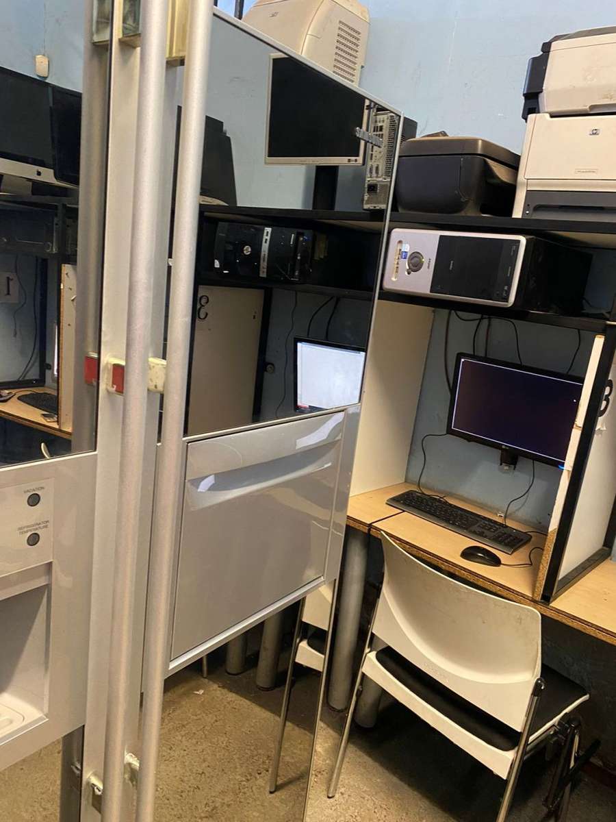 Samsung Double Door Mirror Dispenser Fridge, Ice Maker, Cooling, Freezer, Complete inside, Working