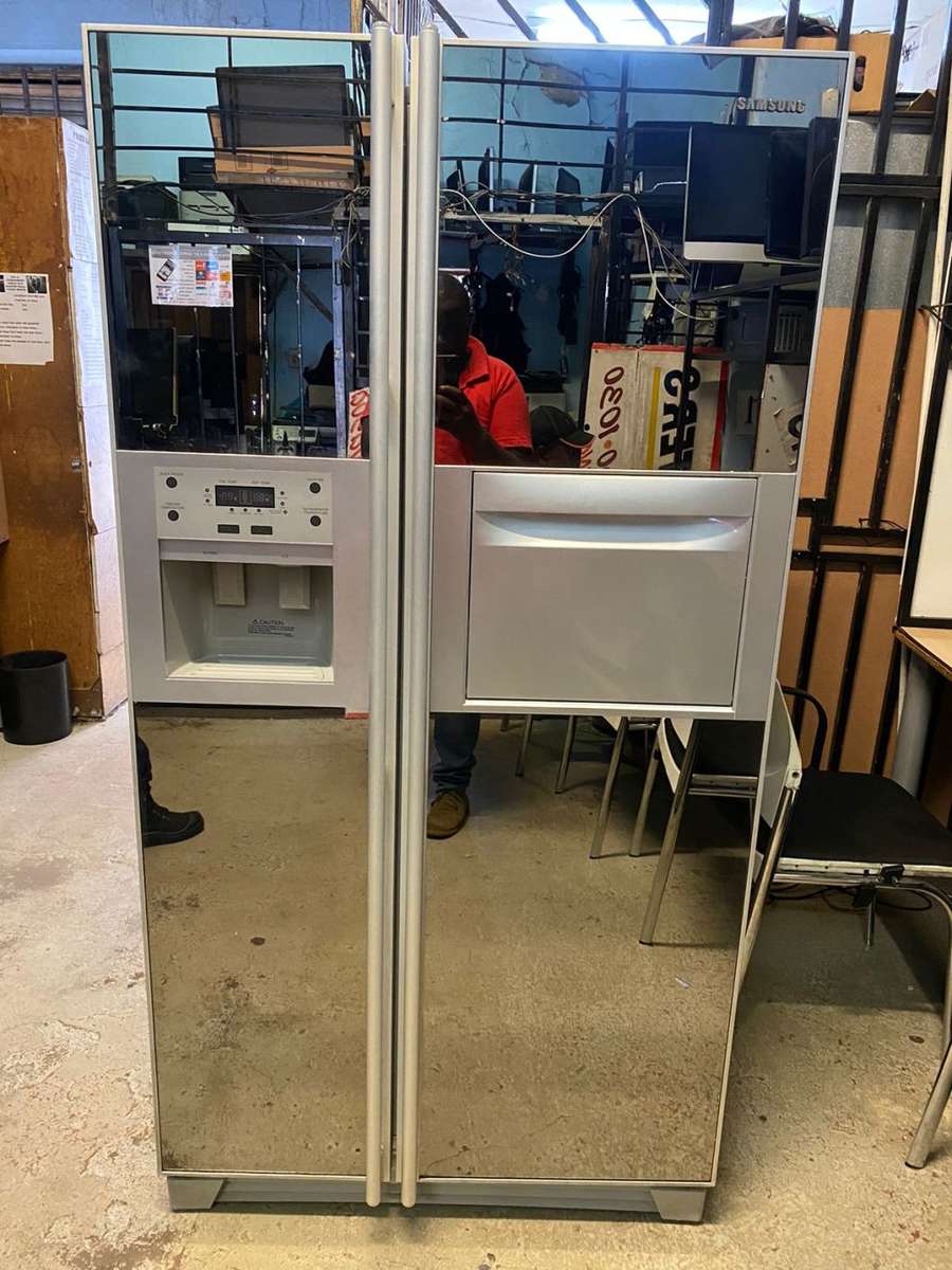 Samsung Double Door Mirror Dispenser Fridge, Ice Maker, Cooling, Freezer, Complete inside, Working