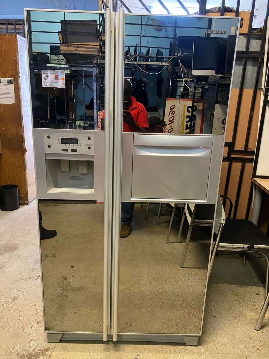Samsung Double Door Mirror Dispenser Fridge, Ice Maker, Cooling, Freezer, Complete inside, Working