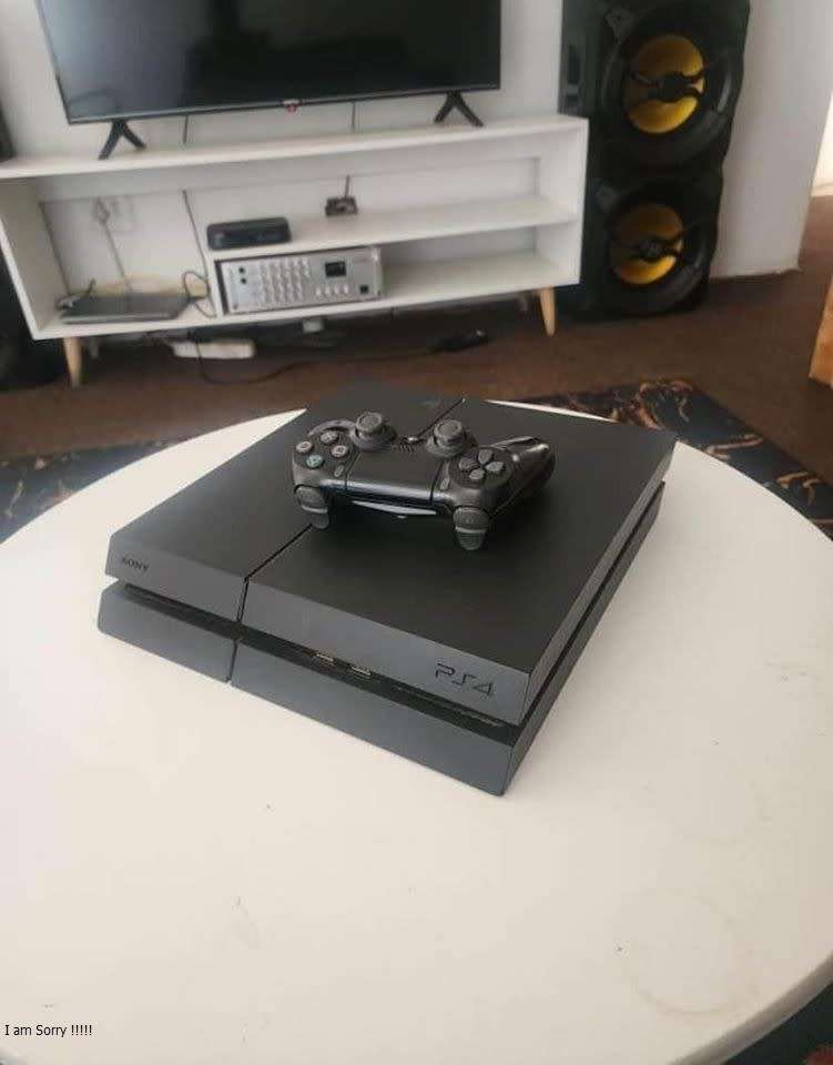 PlayStation 4 Unlimited Edition, 3 PS4 New Controllers, 1TB HDD, WIFI, HDMI, Adapter 100% Working