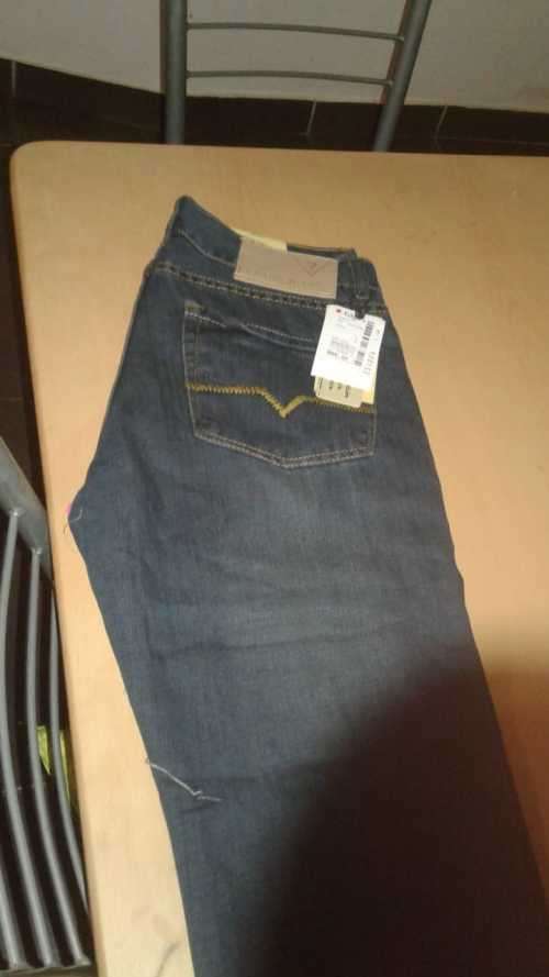 Guess regular fit bootleg size 34