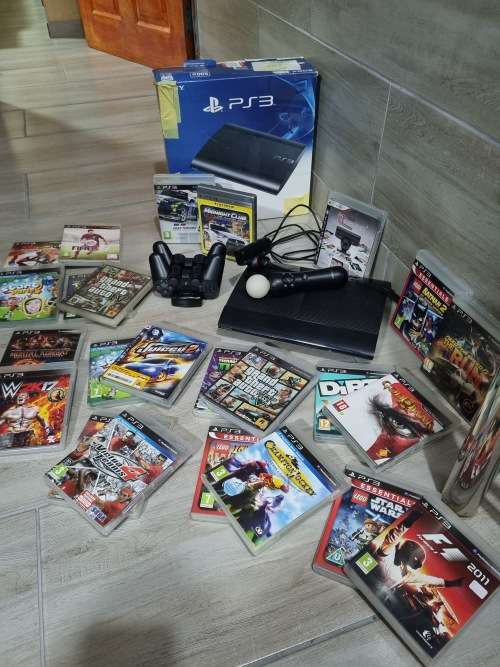 Ps3 500gb complete with games camera and motion toy