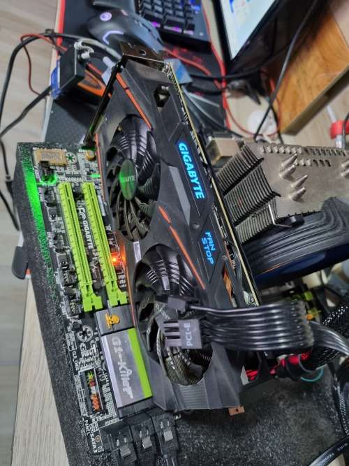 Gigabyte RX580 8gb Gaming with box