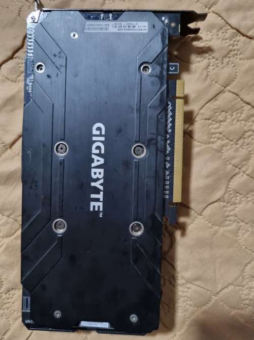 GIGABYTE RX570 4GB GAMING