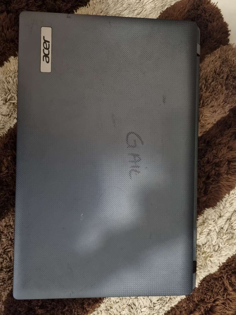 Acer Aspire i3 laptop please read