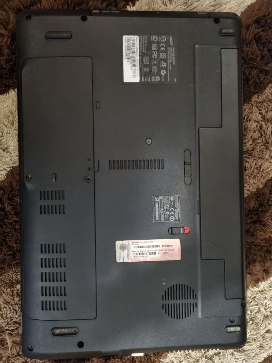 Acer Aspire i3 laptop please read