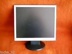 Samsung LCD SyncMaster 720N - Free Shipping