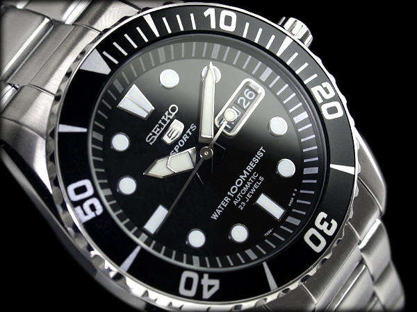 LATEST 2010 SEIKO 100 meters SEAURCHIN SUBMARINER SURGICAL STAINLESS STEEL AUTOMATIC Stunning !!!