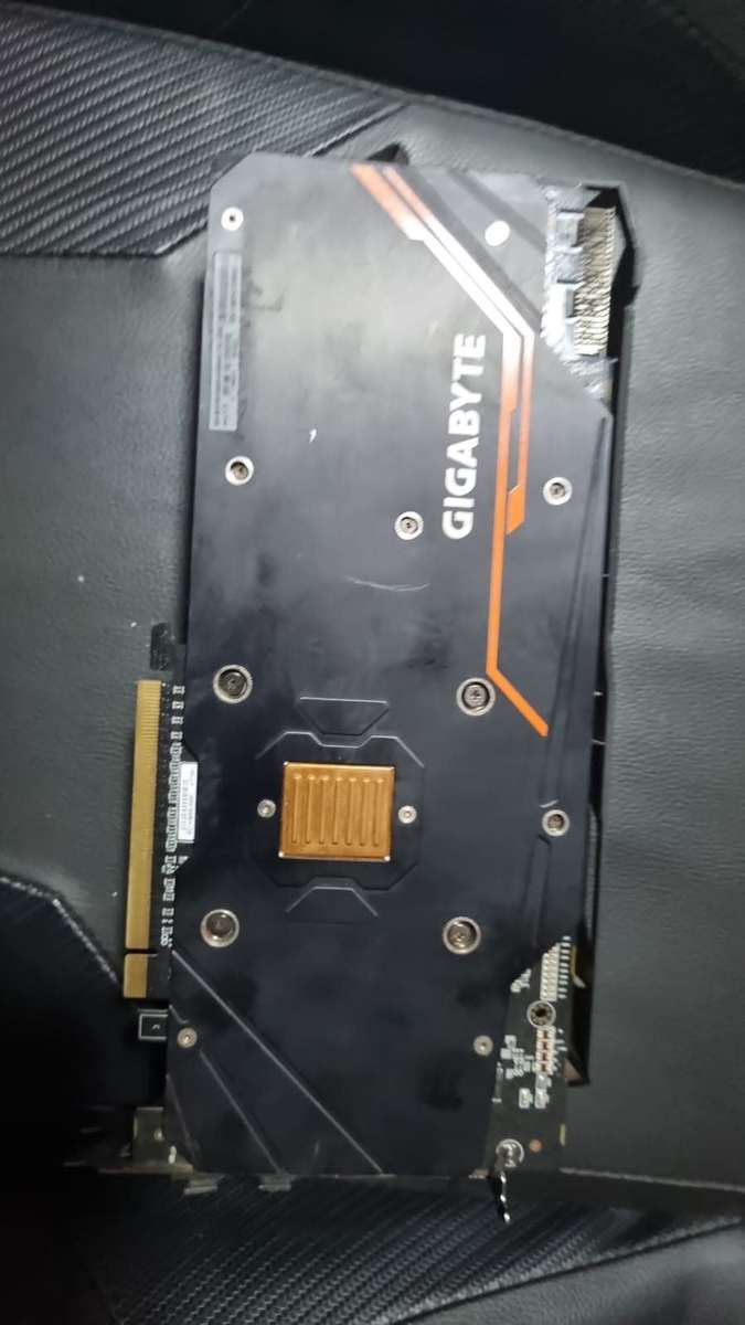 Gigabyte Radeon RX VEGA 56 GAMING OC 8G Graphics card - 8GB