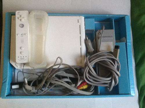 White wii consol