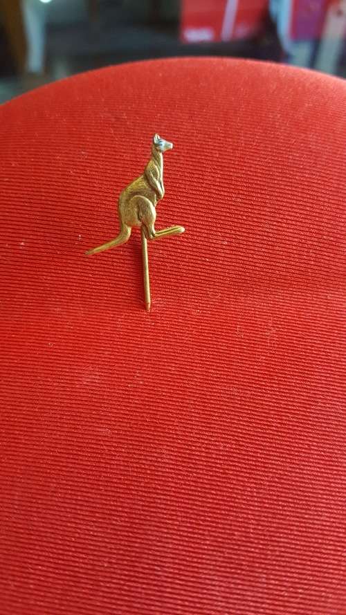 1954 Australian Kangaroo Hat or Tie Pin