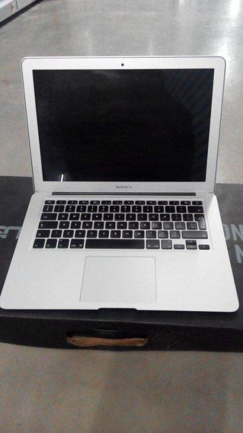 2015 Apple MacBook Air 13" - Core i5