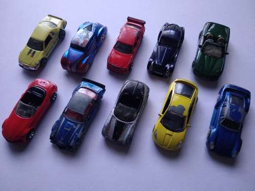 Lot of 10 Toy Cars (well used) - scale 1:64